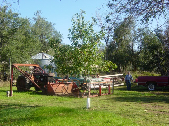 2004-09-25-Scott-Farm-Sale-01.JPG